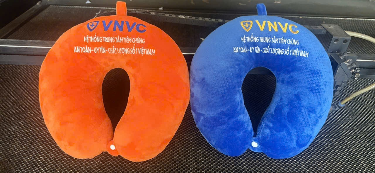 Sản Xuất Gối Kê Ngủ Theo Yêu Cầu 1 gối kê ngủ