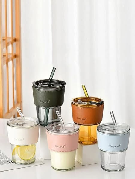 Ly thủy tinh kèm ống hút 1 ly thủy tinh kèm ống hút