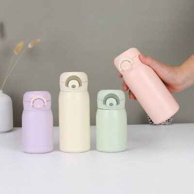Chiếc bình giữ nhiệt 350ml 2 chiếc bình giữ nhiệt 350ml