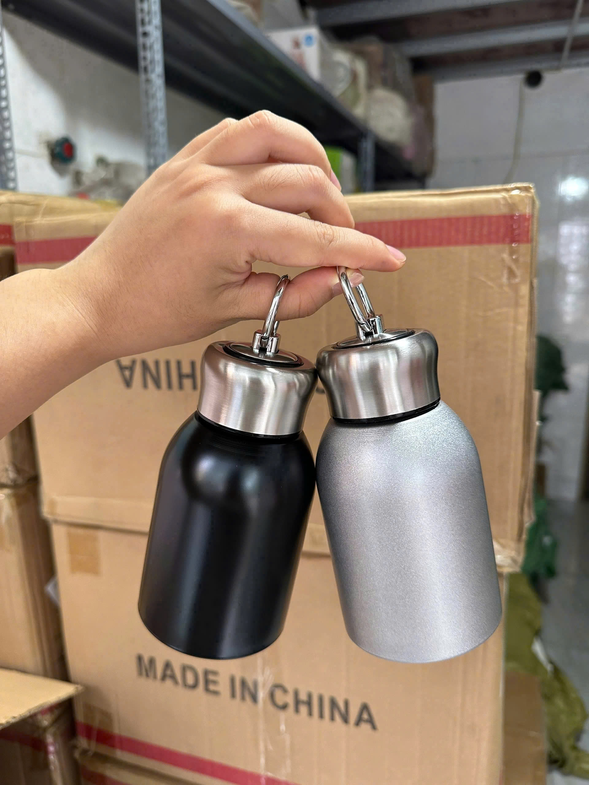 Bình Giữ Nhiệt Mini Quai Xách 2 Bình Giữ Nhiệt Mini Quai Xách