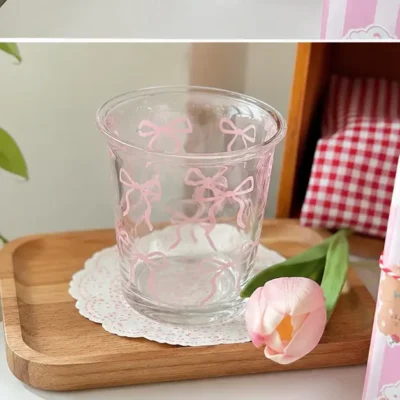 Ly Thủy Tinh Nơ Hồng D�?Thương