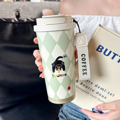 Ly Gi�?Nhiệt Cầm Tay Họa Tiết D�?Thương